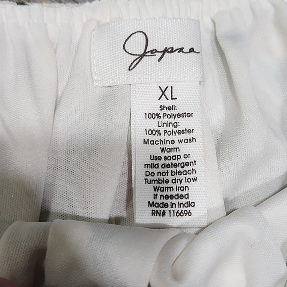 NWOT Japana Rouched Cropped Top - Picture 7 of 8